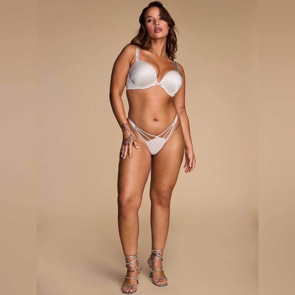 NWT Victoria’s Secret Starstruck Shine High-Leg Thong Panty Delfin Grey Size S